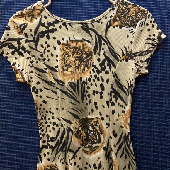 La Fete Short Sleeve Button up Dress - Picture 3 of 5